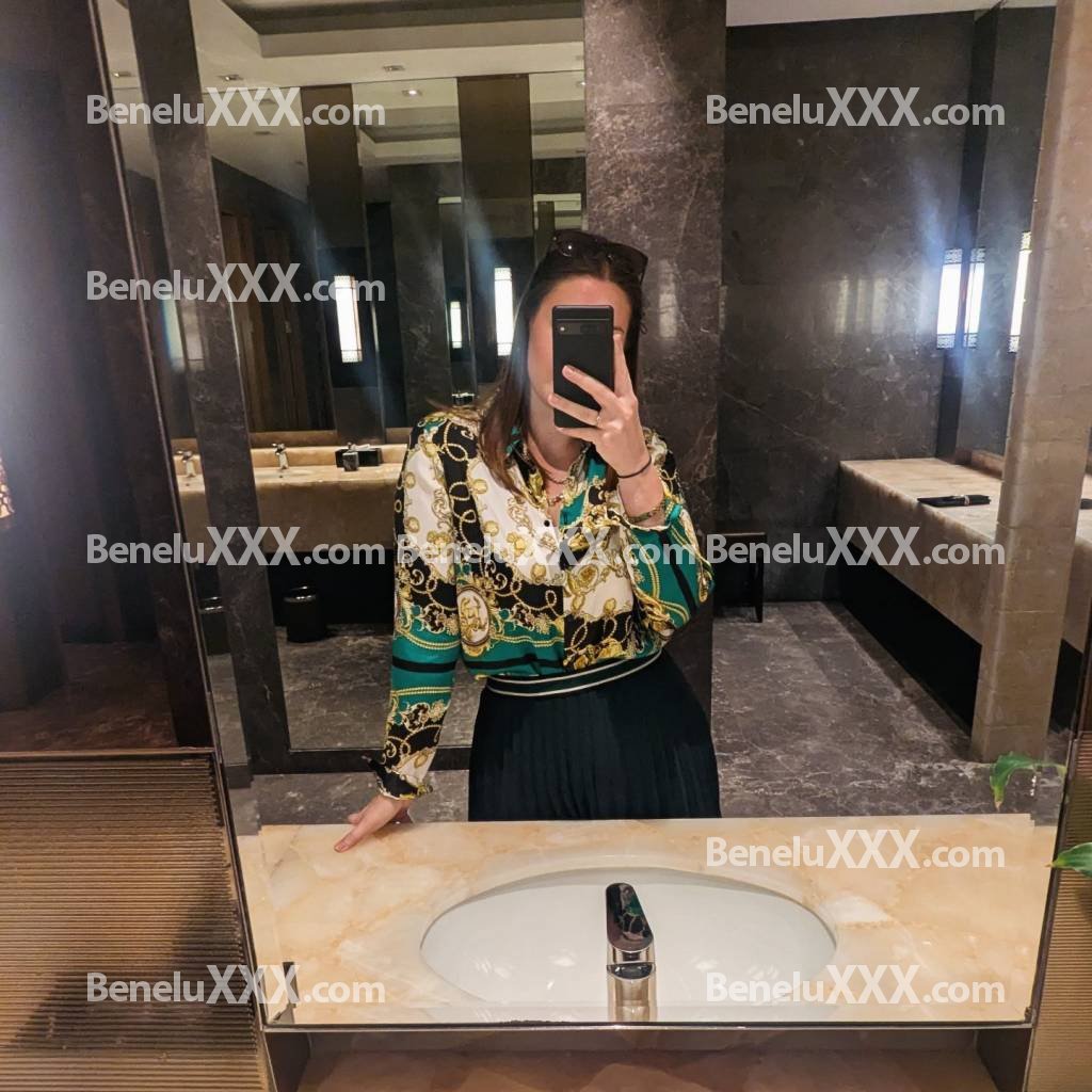 Khloe Roy escort girl à Bruxelles @ beneluxxx.com