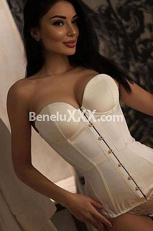 Sandra escort girl à Luxembourg